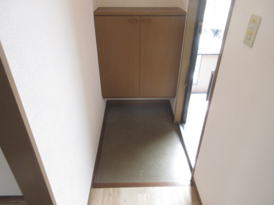 【玄関】 | セジュール高の原E