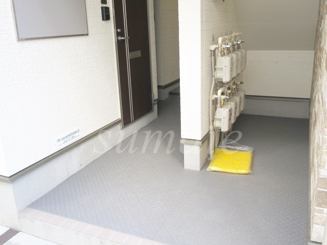 ソレイユ北赤羽のエントランス|建物入口です☆