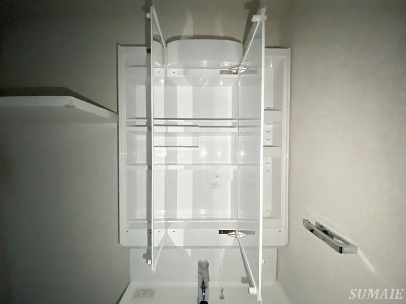 Alivis東十条の収納|鏡裏収納です☆