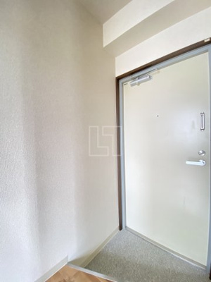 【玄関】 | ミストラル本町ウエスト | ミストラル本町ウエスト　玄関