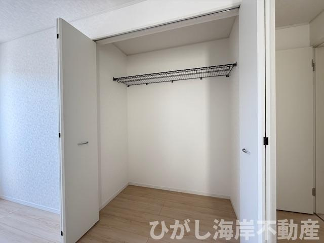 平塚市達上ケ丘　新築戸建　全2棟の収納|各居室　収納スペース付き
