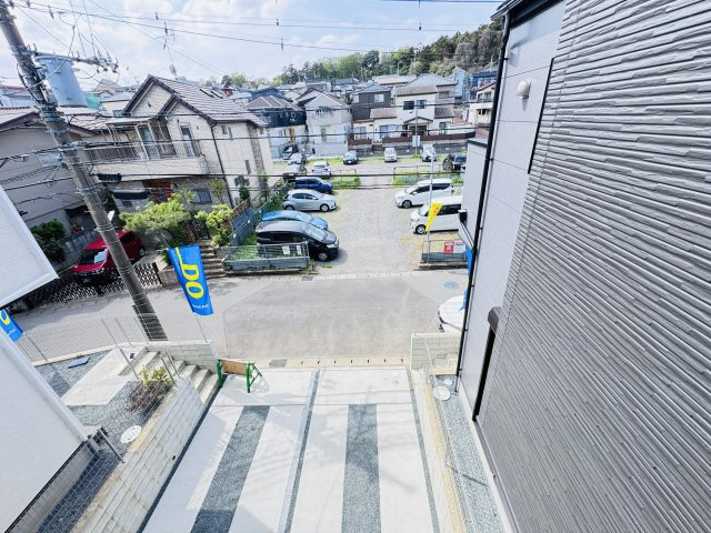 松戸市千駄堀新築戸建（千駄堀１期）の展望|寝室前バルコニーより道路側眺望