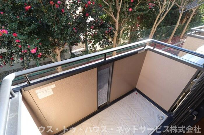 グリーンヴィレッジのバルコニー