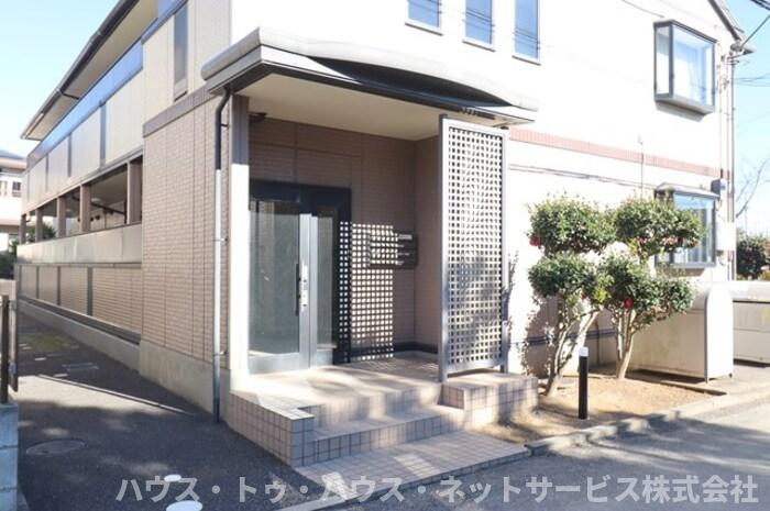 グリーンヴィレッジのエントランス