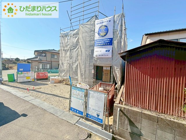 いわき市内郷高坂町1丁目第4　新築戸建　１号棟の前面道路含む現地写真