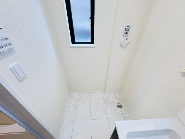 松戸市小山新築戸建【南部小学校：4分】のランドリースペース|洗濯機置き場