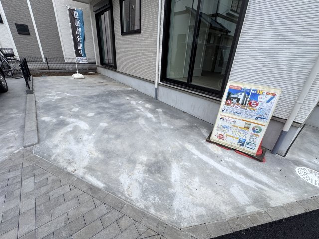 松戸市小山新築戸建【南部小学校：4分】の駐車場|B号棟駐車スペース