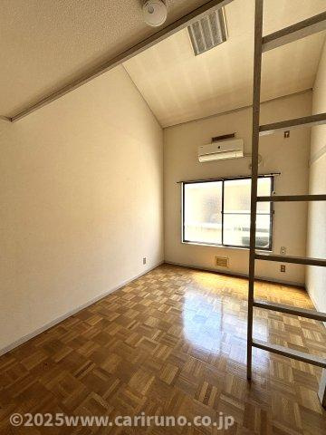 美しの森ハウスの洋室