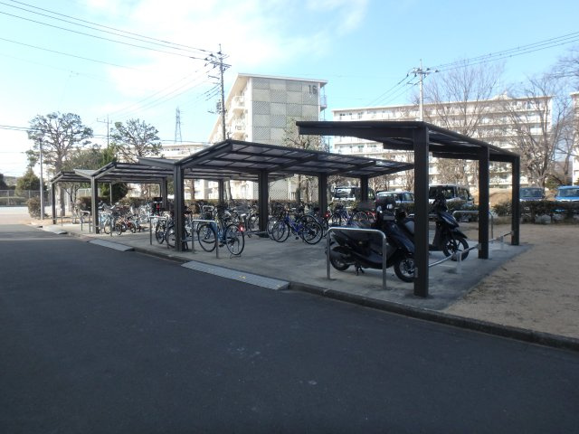 若葉台第一住宅　29号棟の駐輪場