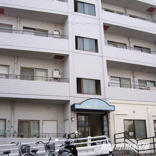 サンパレス21六甲永手のエントランス|ゆとりのあるエントランスです