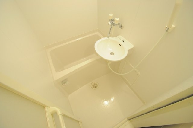 レオネクストクリエイト青木の浴室|浴室乾燥機付き