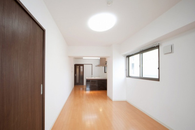 【居間・リビング】 | アーバンパレス医大前