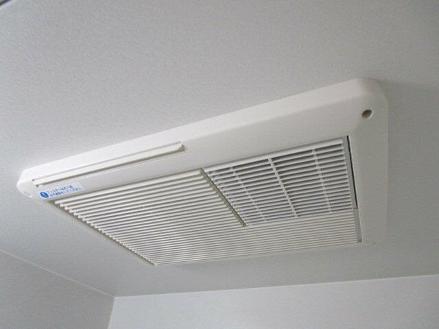 浴室暖房換気乾燥機