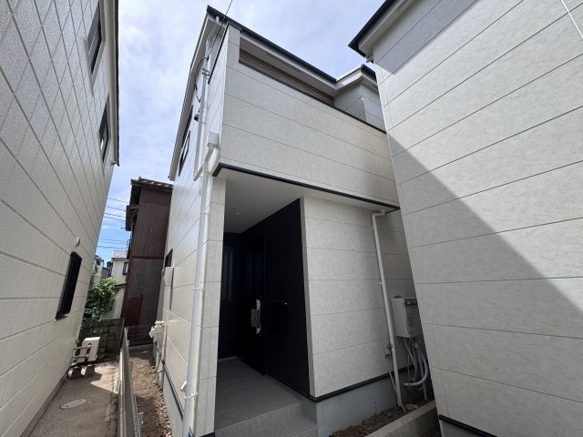 松戸市古ケ崎２丁目新築戸建【北部小学校：9分】の外観|2号棟外観・完成済み内覧可能です！