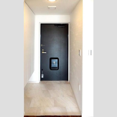 【玄関】 | ロワイヤル城巽