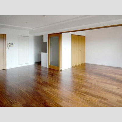 【居間・リビング】 | ロワイヤル城巽