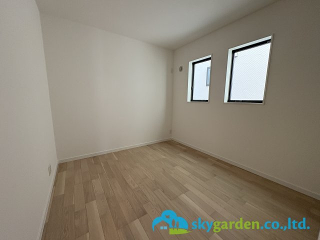 茅ヶ崎市緑が浜　新築戸建　全2棟1号棟の子供部屋|ゆったりした子供部屋です