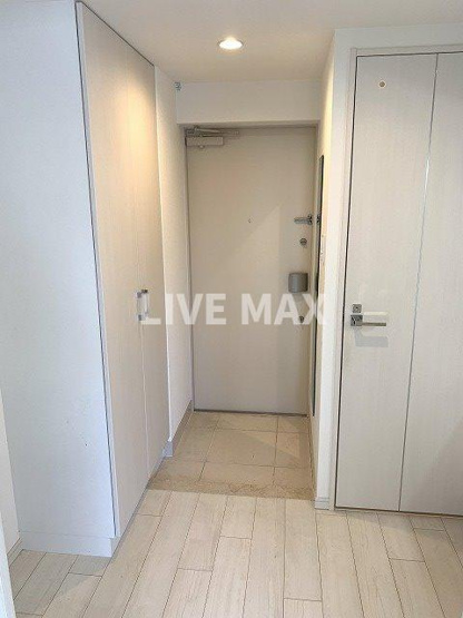 【玄関】フォレスト西大路五条