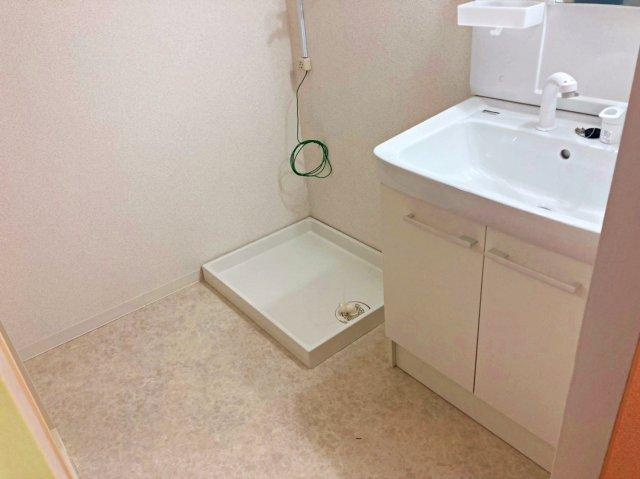 ライオンズマンション舞子６F　パノラマオーシャンビューの独立洗面台