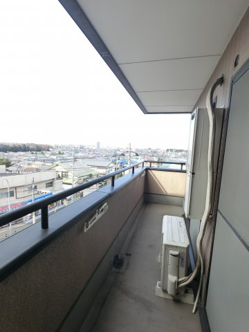 【バルコニー】