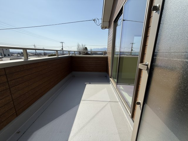 リーブルガーデンＳ第9前橋富士見町原之郷　1号棟のバルコニー|バルコニー2です。南面で陽当たり良好です！