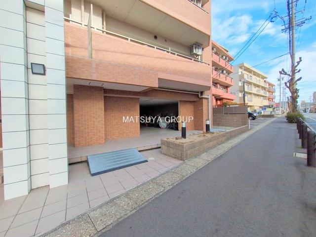 【駐輪場】の画像