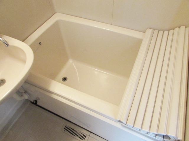 コスモハイツらんの浴室|日々の暮らしに欠かせないお風呂です