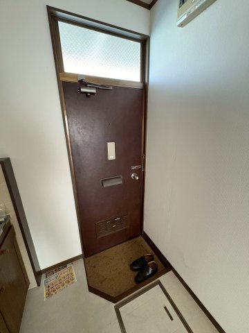 コスモハイツらんの玄関|落ち着いた玄関です