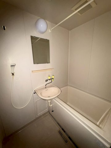 コスモハイツらんの浴室|日々の暮らしに欠かせないお風呂です