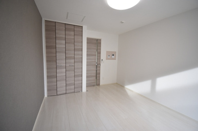 【洋室】 | 14 Karat