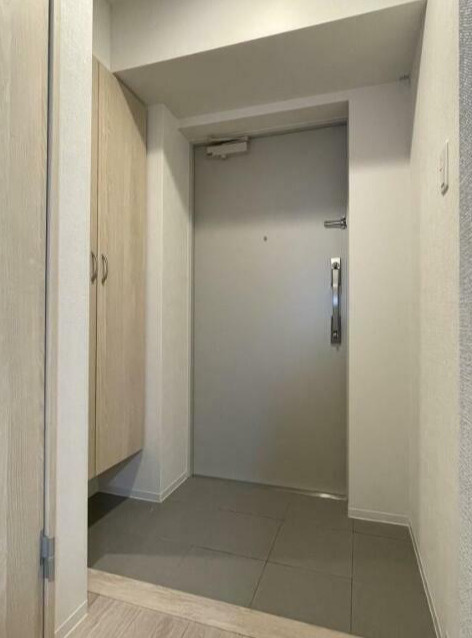 オンズマリーナ浅草の玄関