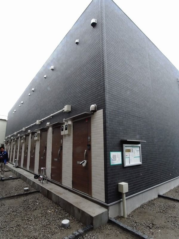 リブリ・シャドゥールの外観