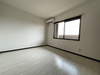 【寝室】 | ラ・メゾン・セピア