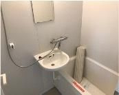 Ｒ－１３０３３の浴室