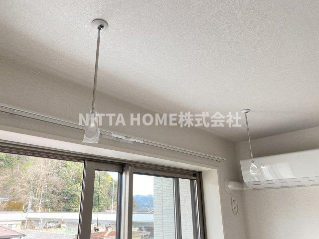 シェアハピネスの内装|便利な室内物干しを設置☆彡