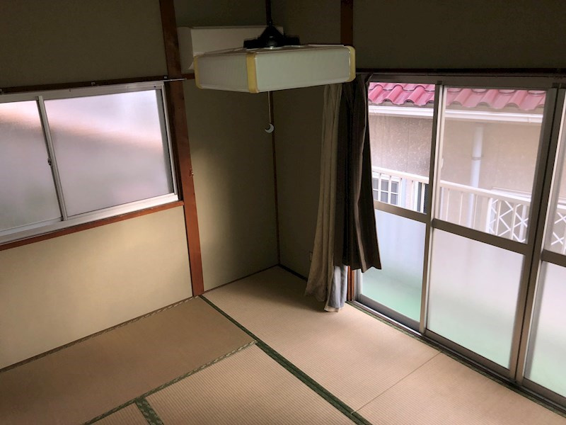 金光コーポの和室