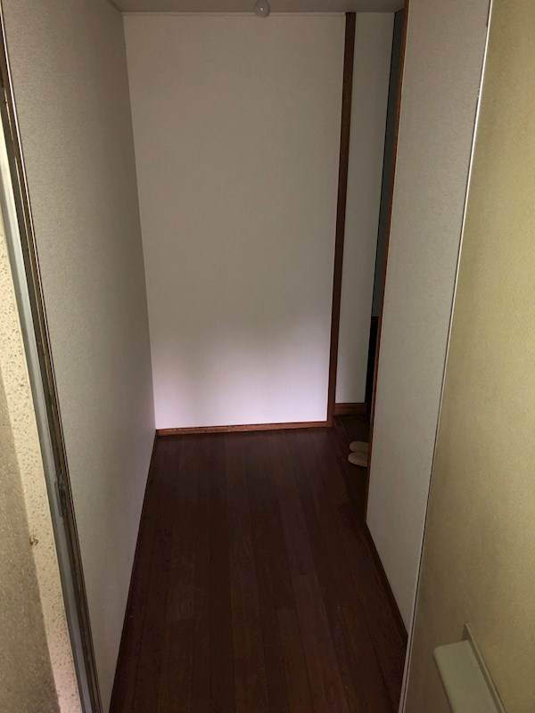 金光コーポの玄関