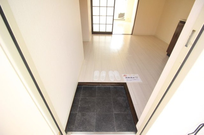 【玄関】 | シャンポール中川