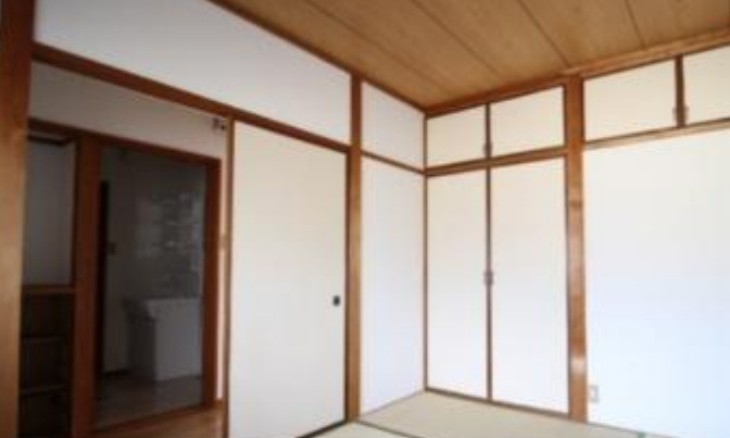 マンション難波の和室
