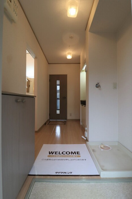 【玄関】 | イーストハイム津島