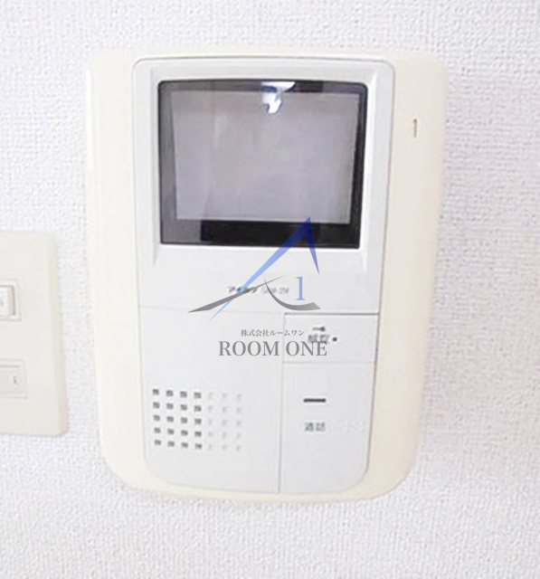 リバーフォート松島のセキュリティ|モニター付きインターホンです。