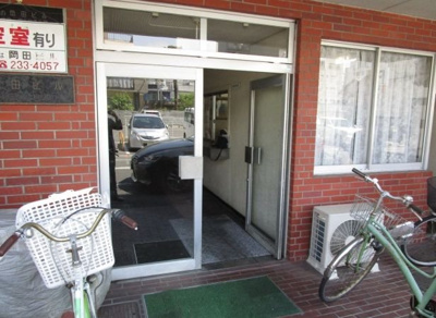 【エントランス】 | 岡田ビル