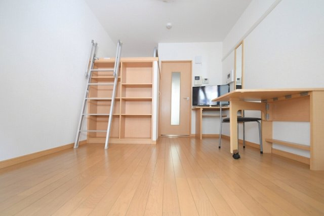 レオパレス英の居間・リビング