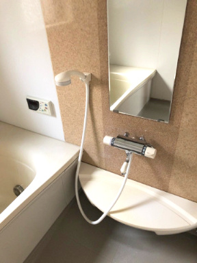 【浴室】 | ワンブリッジイースト | ※左右反転・イメージ