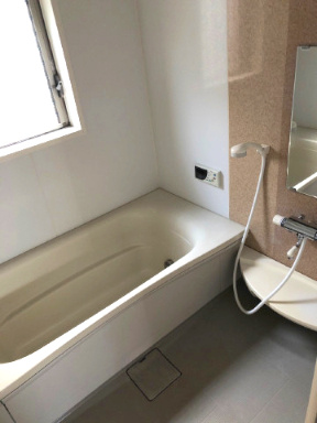 【浴室】 | ワンブリッジイースト | 追い焚き機能　※左右反転・イメージ