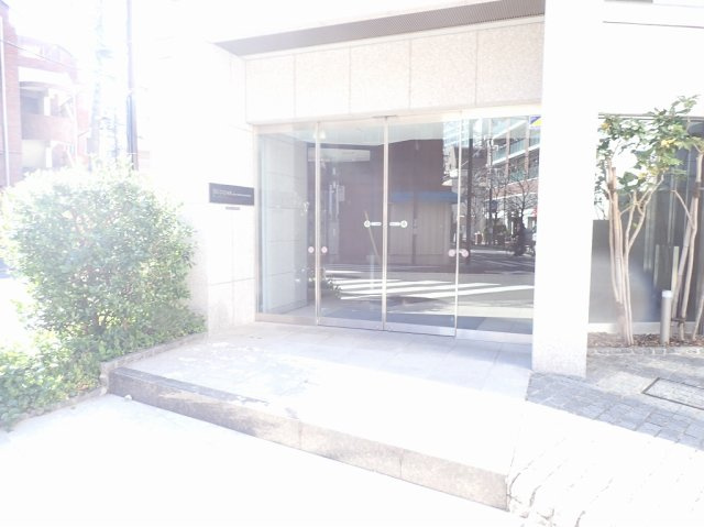 レジディア文京小石川Ⅱのエントランス
