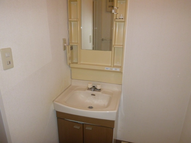 【独立洗面台】 | カーザエステレーラ