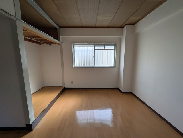 フラワーセンター管理棟ビル｜名古屋市の賃貸ならMy賃貸の居間・リビング|フラワーセンター管理棟ビル