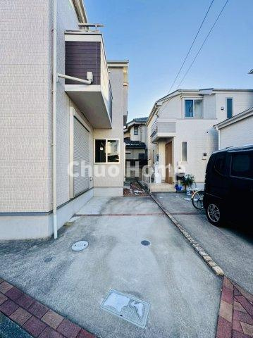 葛飾区東水元2丁目中古住宅の駐車場|カースペース