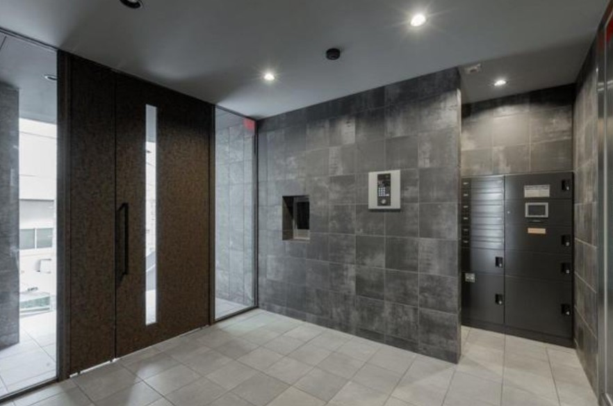 【エントランス】